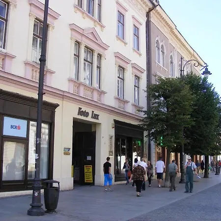 Garsoniera *